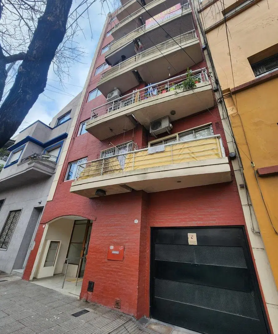 VENTA - Mono Ambiente divisible con balcon - Parque Chacabuco 3