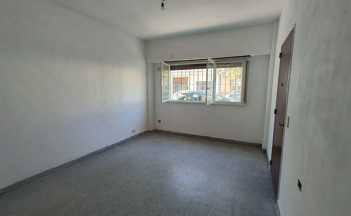 VENTA - Dos Ambientes en PB con Patio - Villa Luro 5