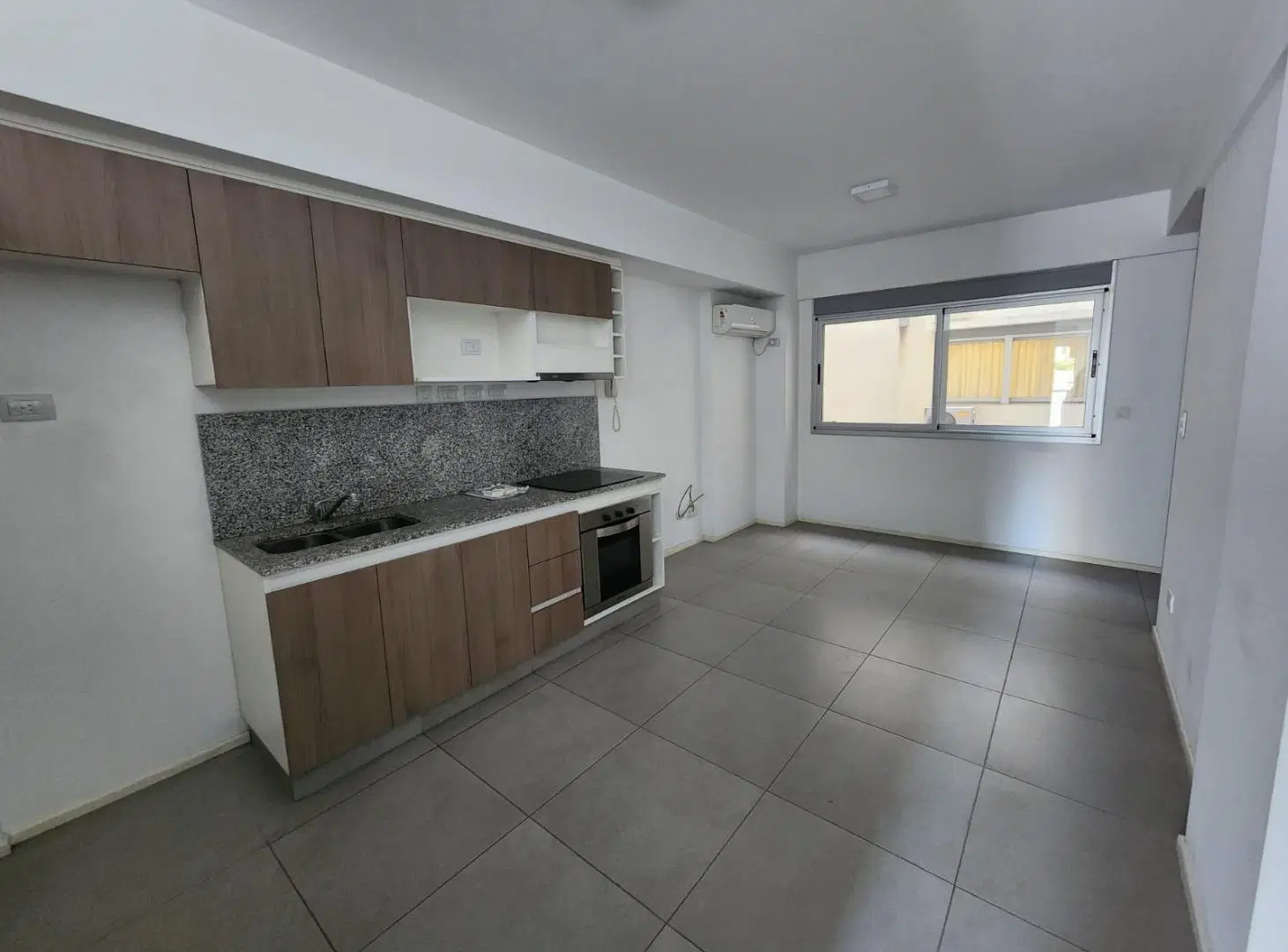 ALQUILER - Mono Ambiente dividido, con balcon al contrafrente - Caballito 4