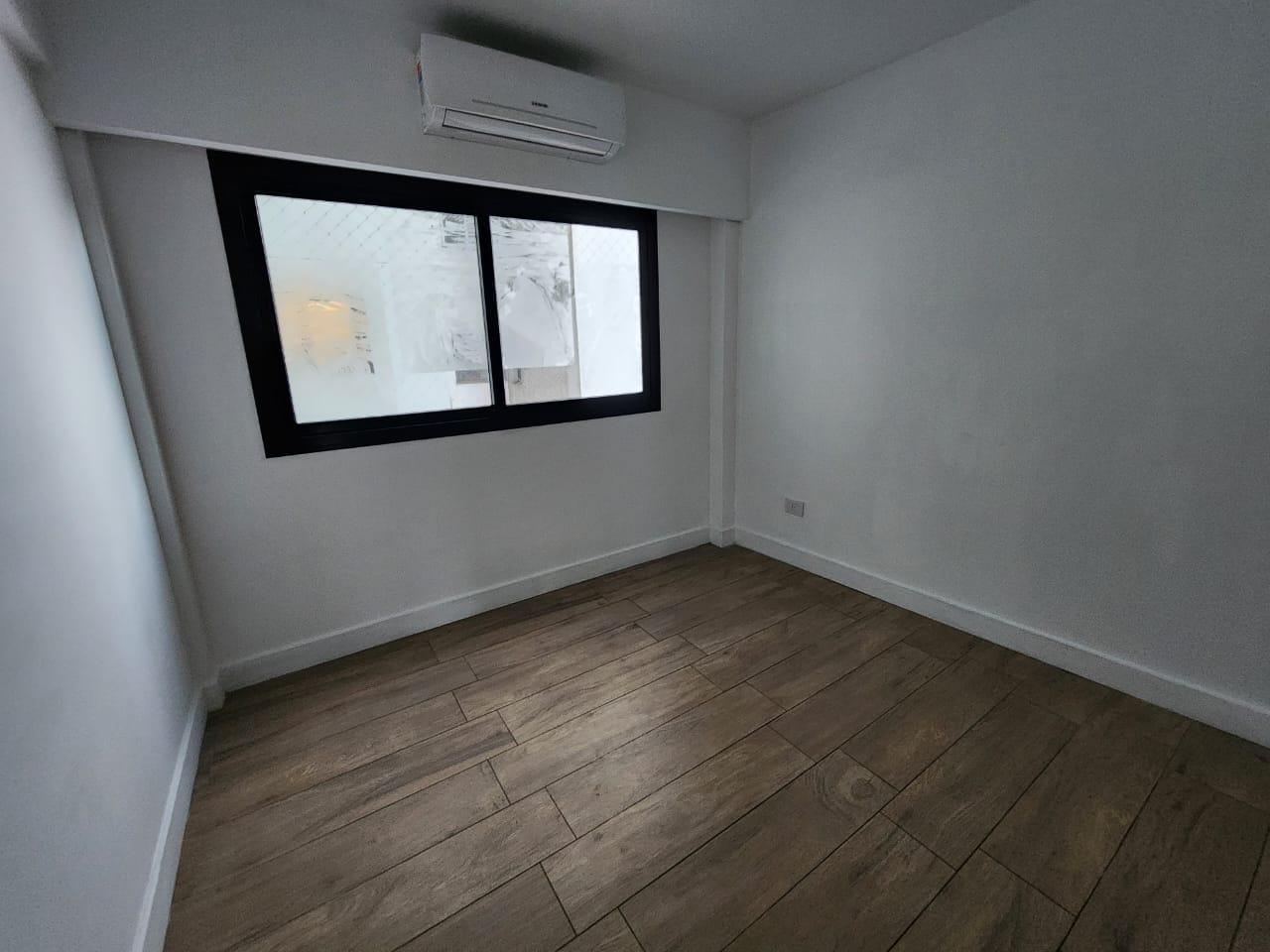 Foto de VENTA - 3 Ambientes c/ balcón y cochera cubierta - Boedo, imagen 4