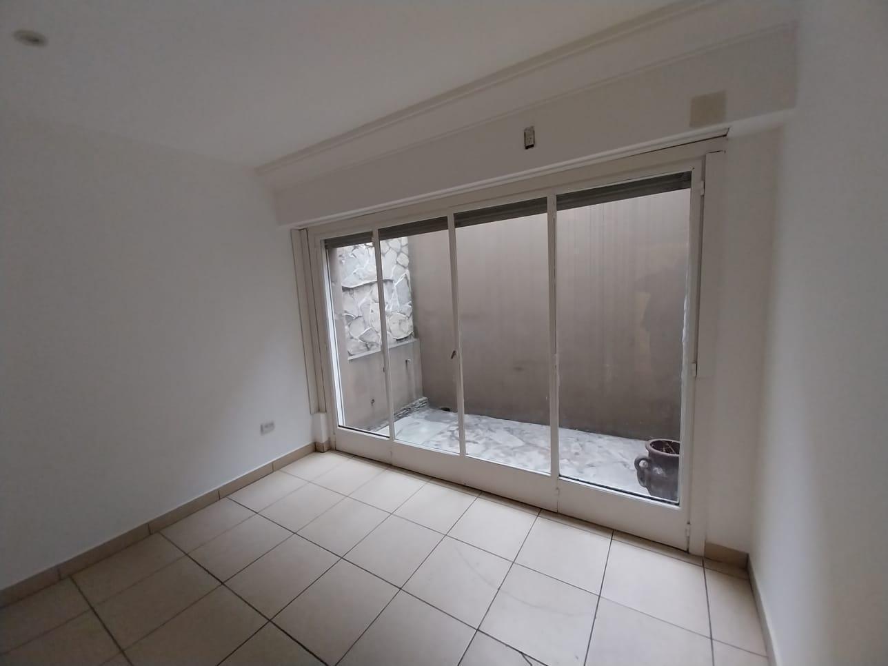 Foto de ALQUILER - Departamento Dos Ambientes en PB - San Cristobal, imagen 4