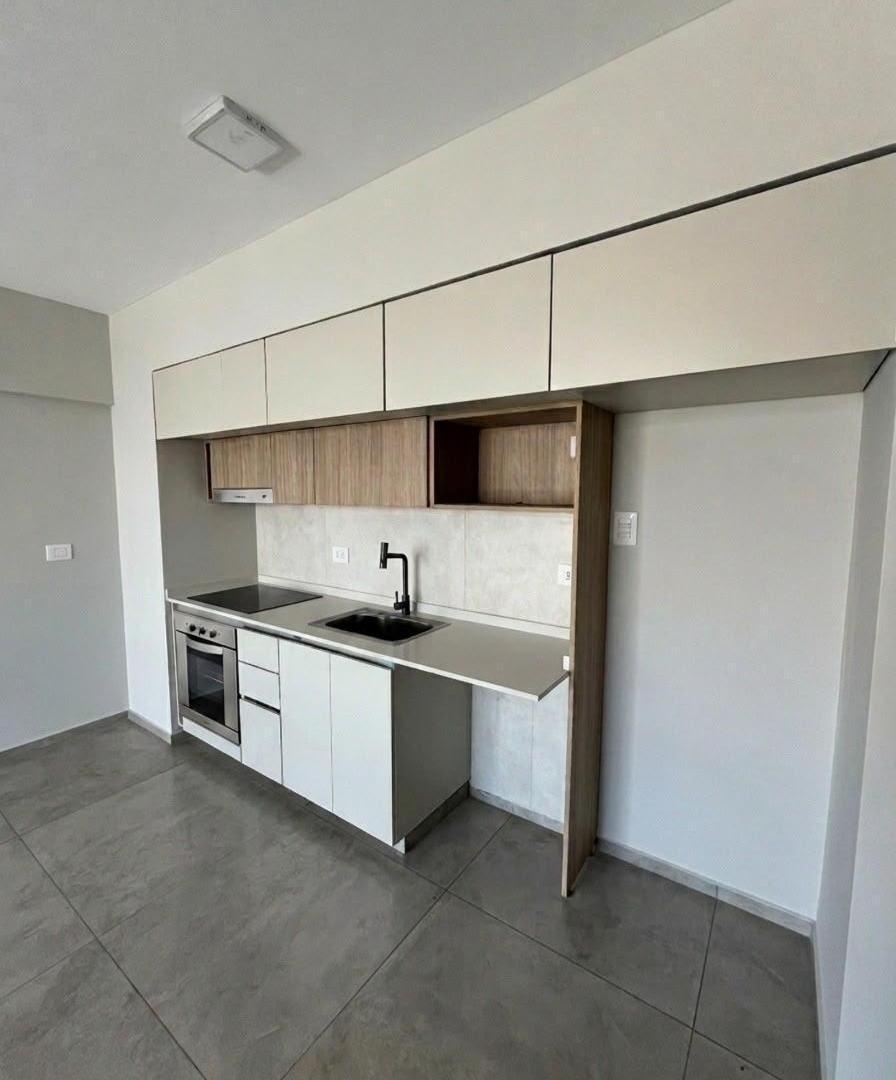 Foto de ALQUILER - Dos Ambientes en suite con balcon terraza - San Cristobal, imagen 5