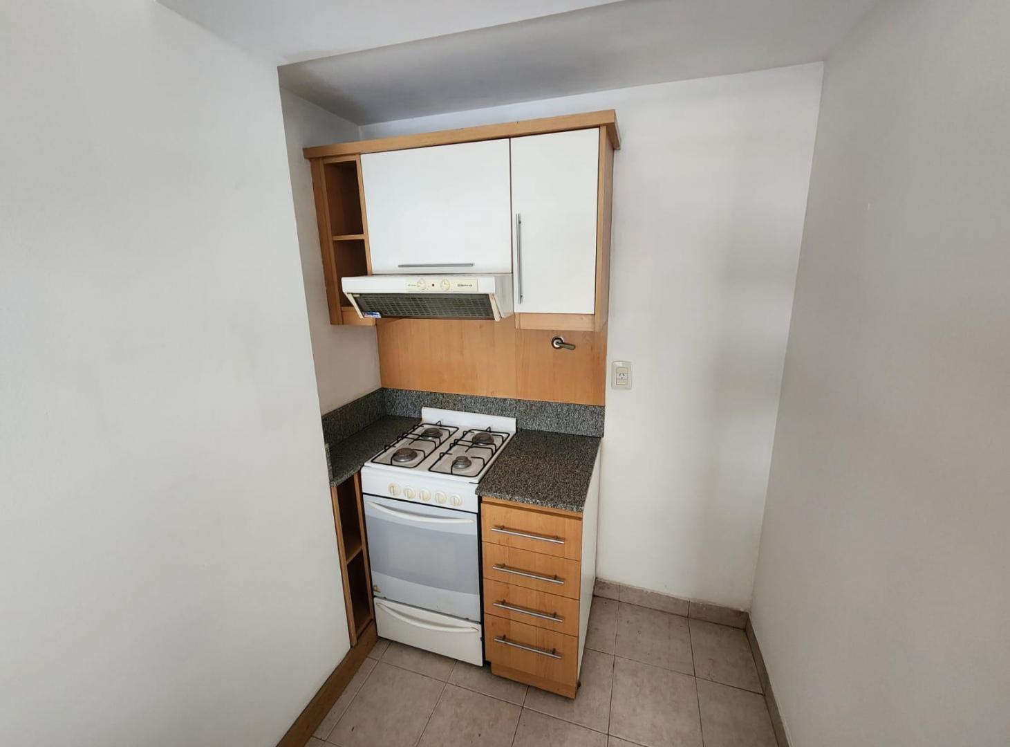 Foto de VENTA - Dos Ambientes en suite con patio - Balvanera, imagen 5