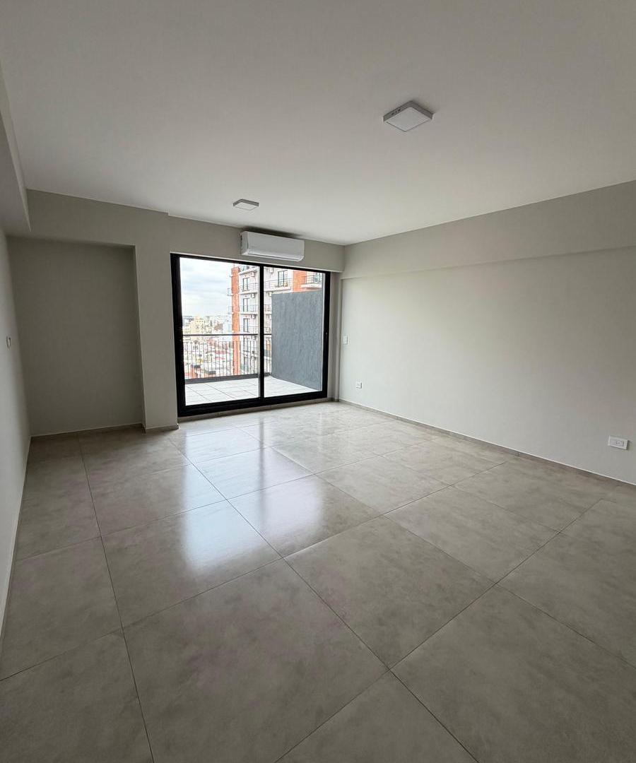 Foto de ALQUILER - Mono Ambiente dividido con balcon aterrazado - San Cristobal, imagen 3