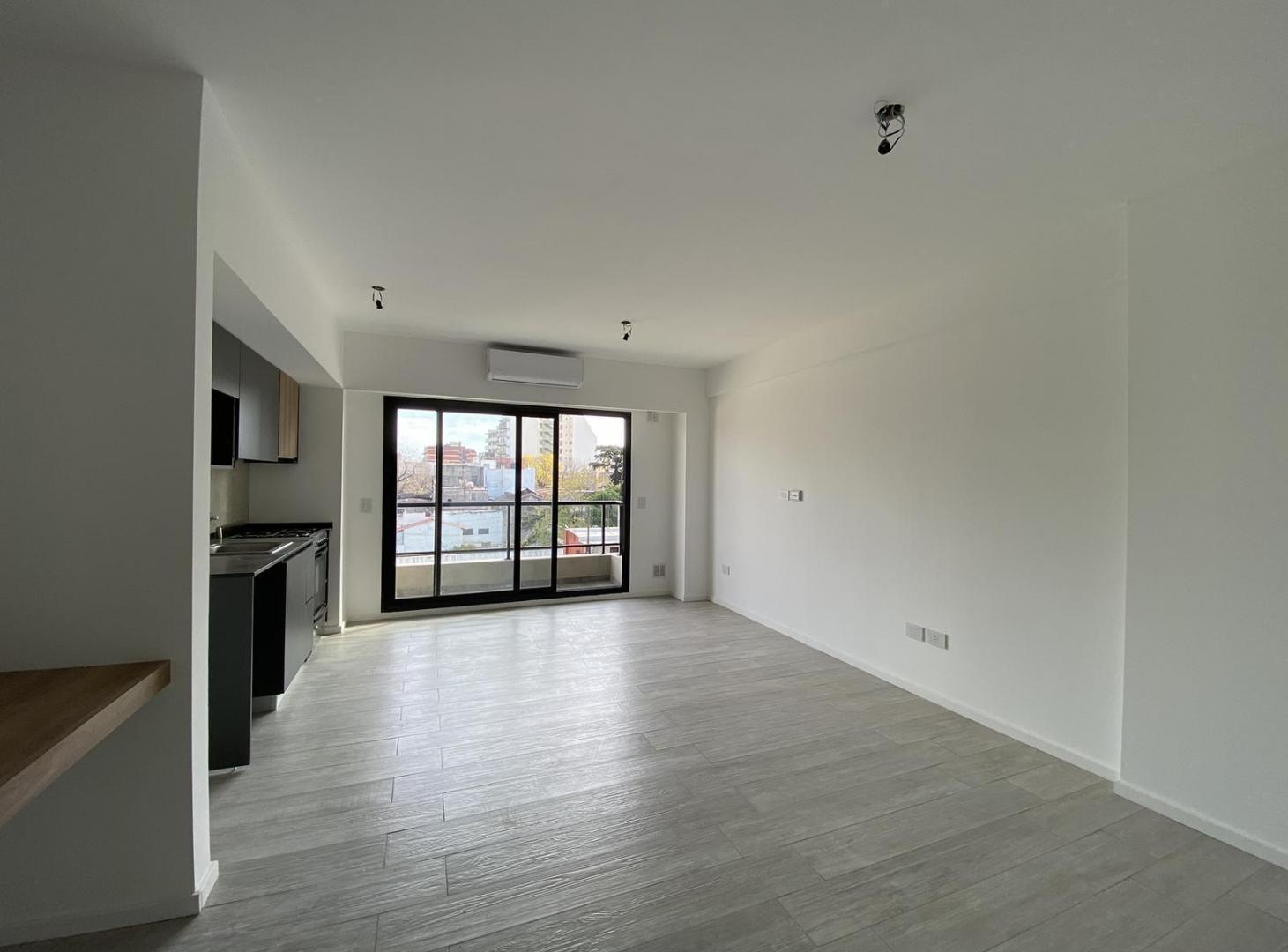 Foto de VENTA- Monoambiente con balcón, muy luminoso y moderno - San Cristobal, imagen 3