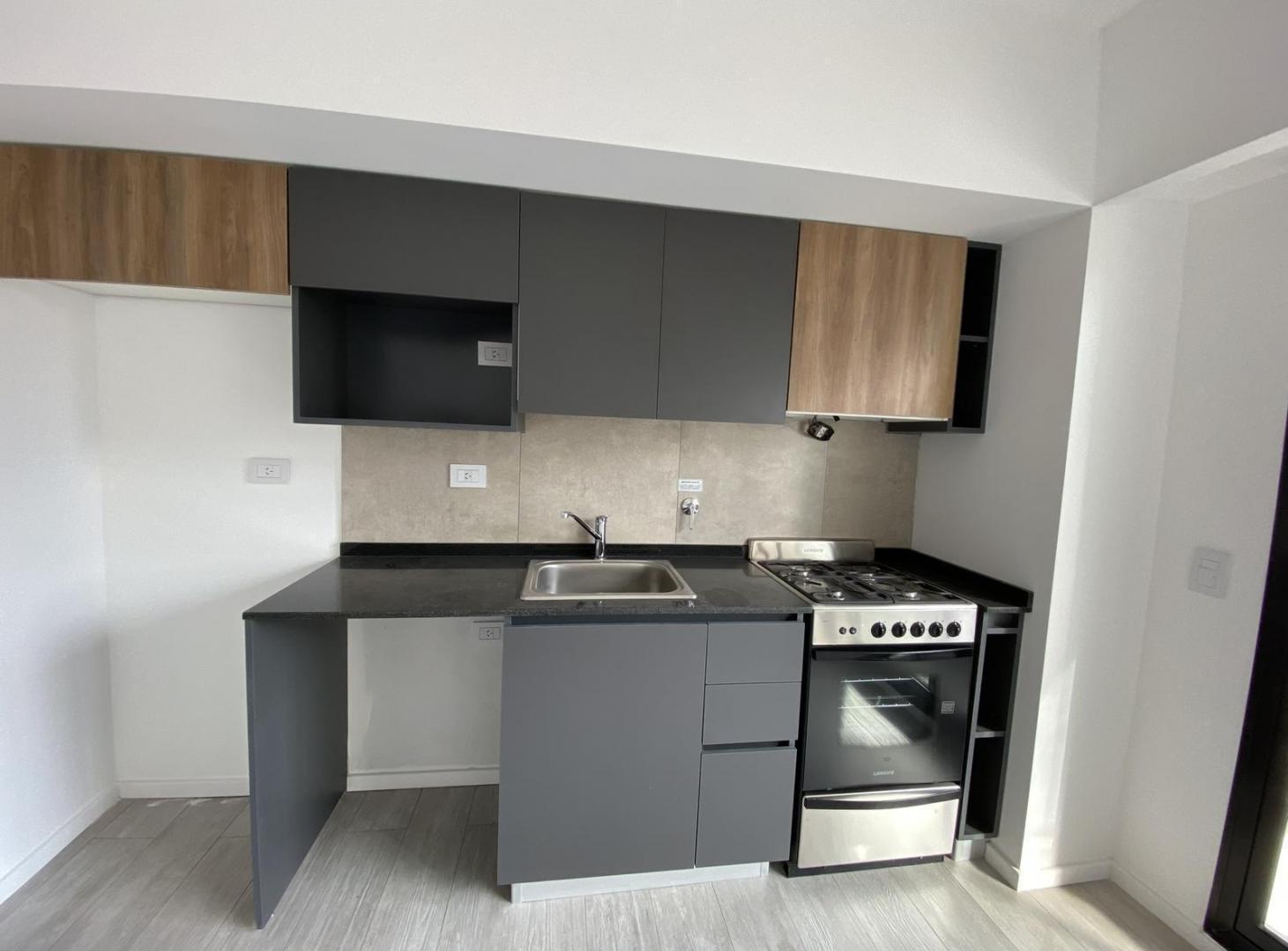 Foto de VENTA- Monoambiente con balcón, muy luminoso y moderno - San Cristobal, imagen 5