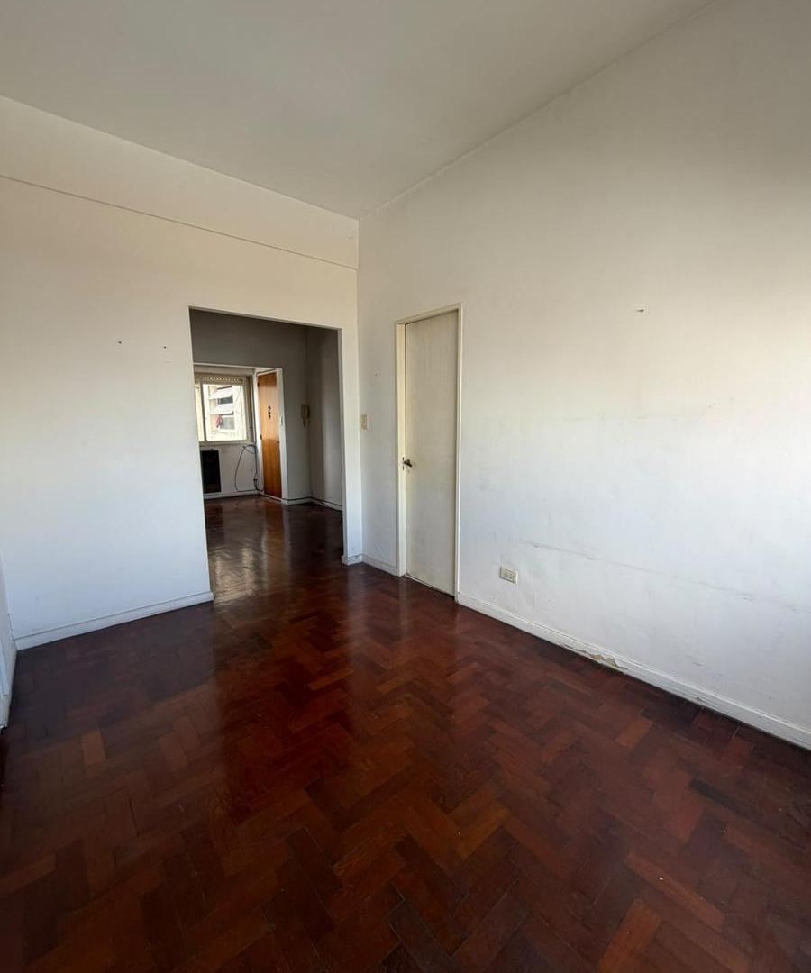 Foto de VENTA - Dos Ambientes muy luminoso - San Cristobal, imagen 1