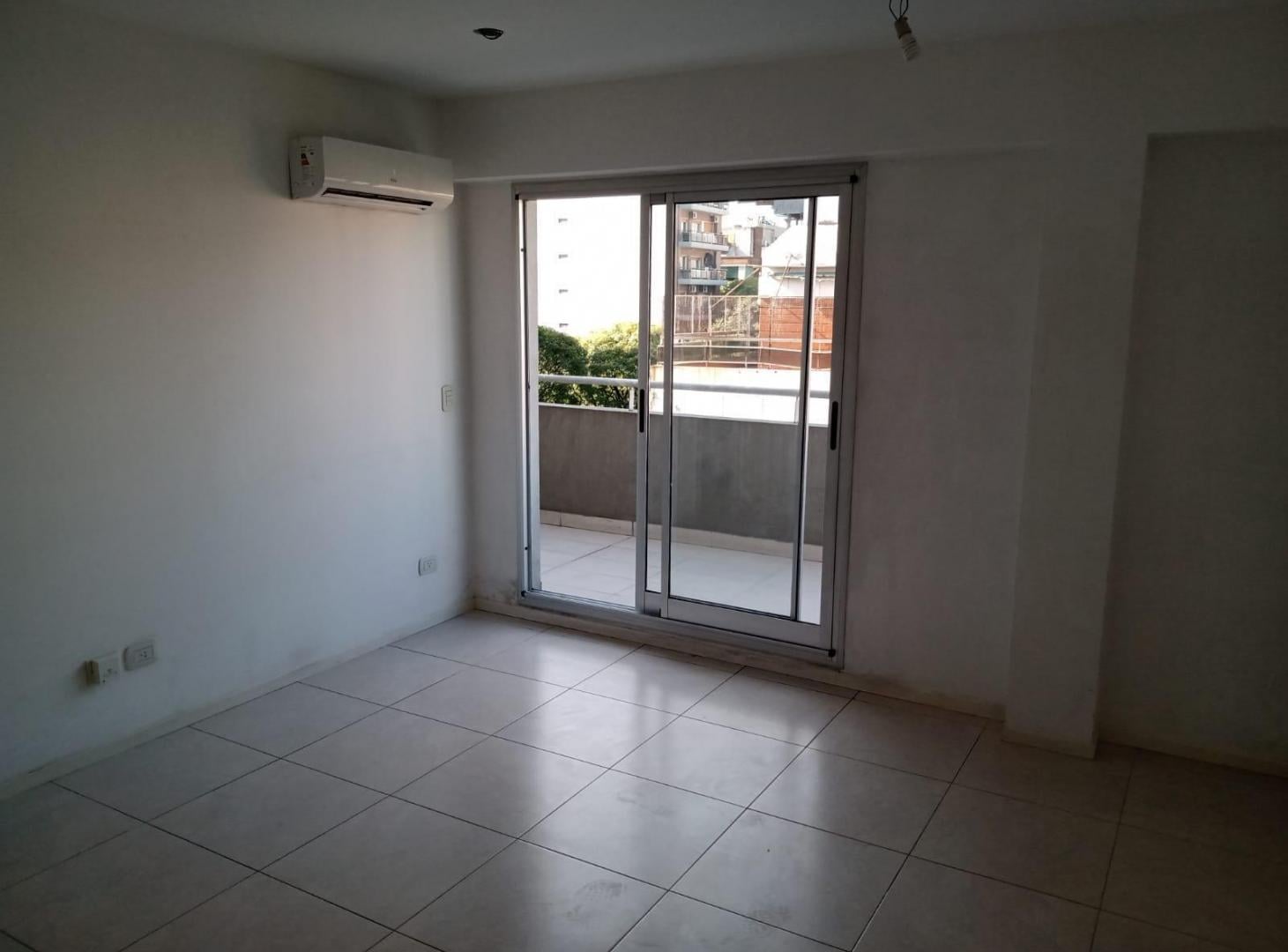Foto de ALQUILER - Dos Ambientes con balcón - Caballito, imagen 5