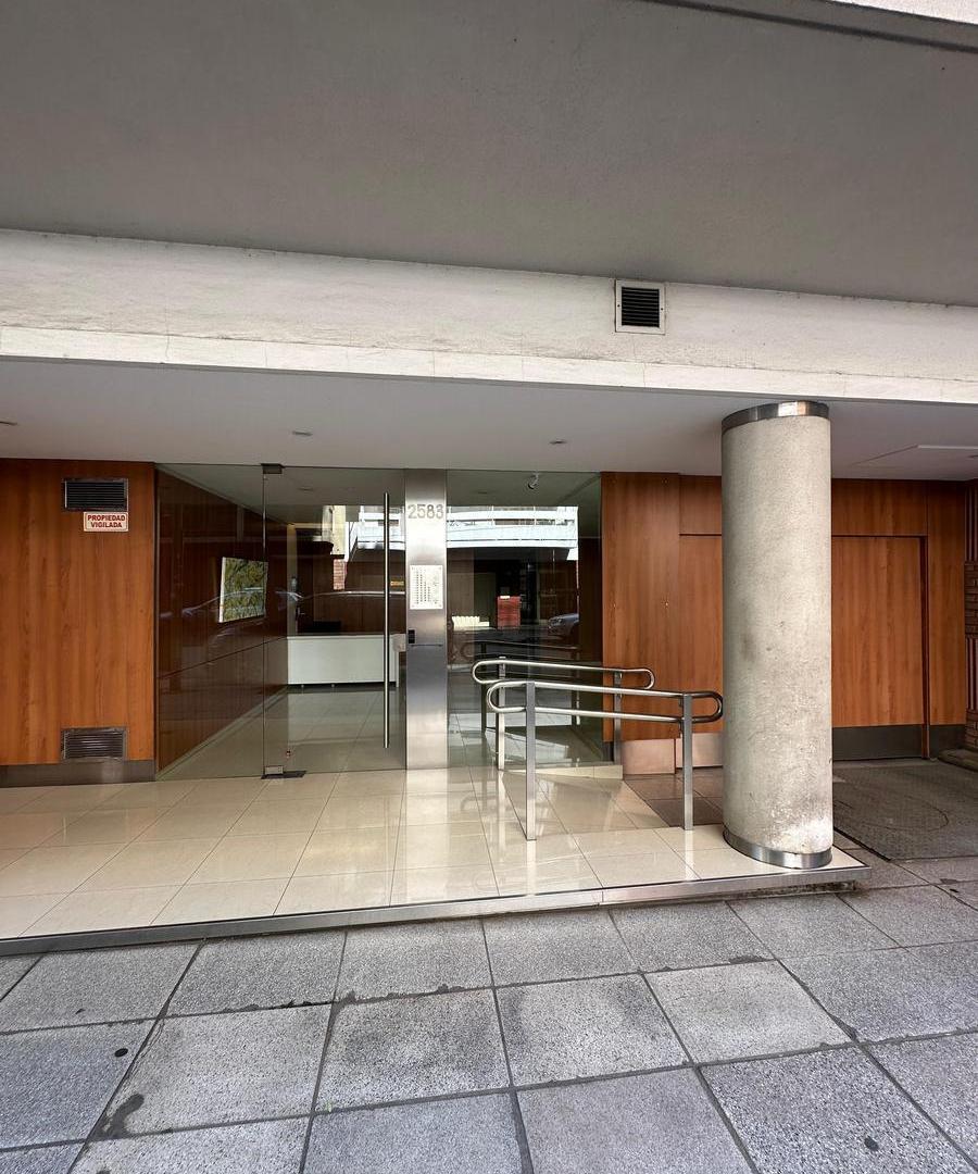 Foto de VENTA - Dos Ambientes con balcón - Belgrano, imagen 1
