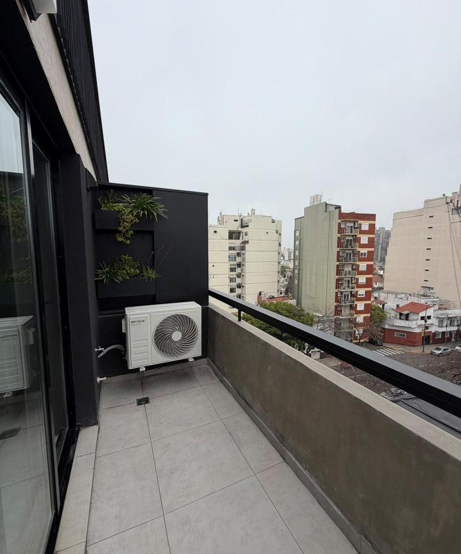 Foto de ALQUILER - Monoambiente c/ balcón - San Cristóbal, imagen 4