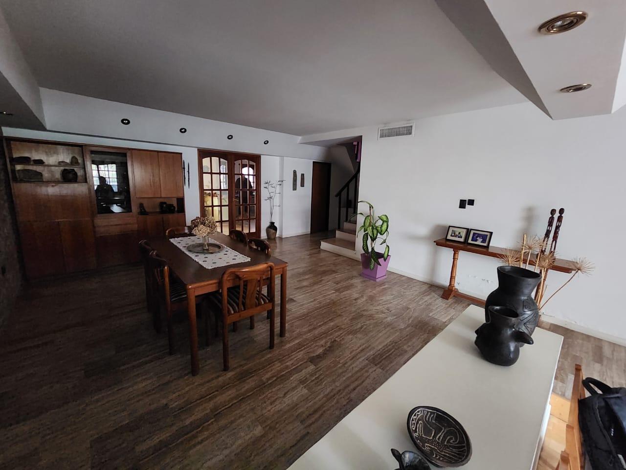 Foto de VENTA - Casa Cuatro Ambientes en lote propio - Pompeya, imagen 4