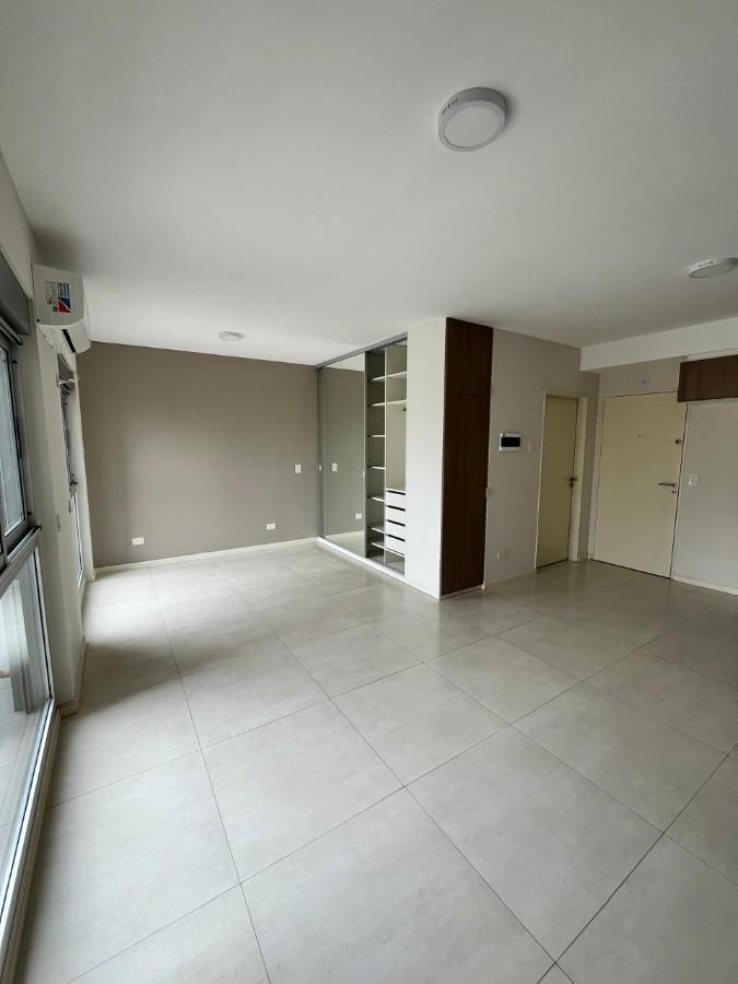 Foto de ALQUILER - Mono Ambiente al lateral apto profesional - Caballito, imagen 1