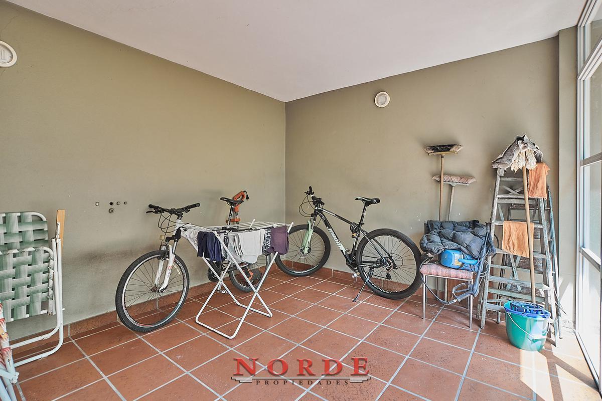 Venta • Mataderos • Montiel 1900 • Casa • 5 Ambientes • Terraza • Garaje 4