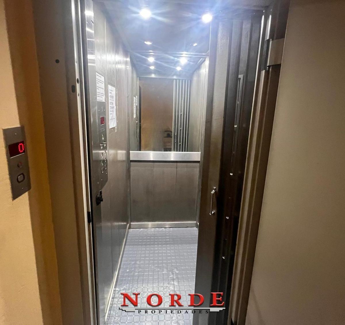 Venta • Versalles • Apto Crédito • Oportunidad • Monoambiente Dividido 2