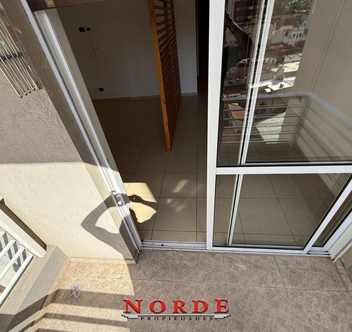 Venta • Liniers • Monoambiente • Balcon 4