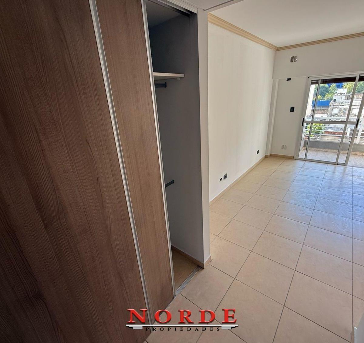 Venta • Liniers • Monoambiente • Balcon 3