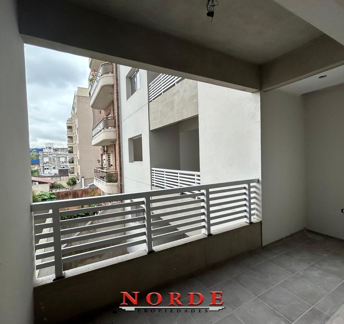 VENTA • LINIERS • MONOAMBIENTE • A ESTRENAR • BALCON