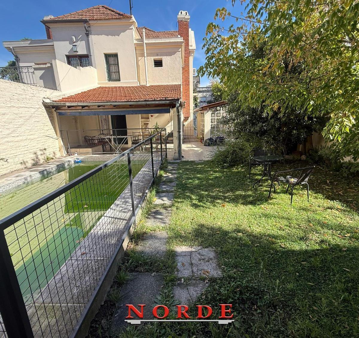 Venta • Casa • 4 Ambientes • Patio • Cochera • Piscina 2