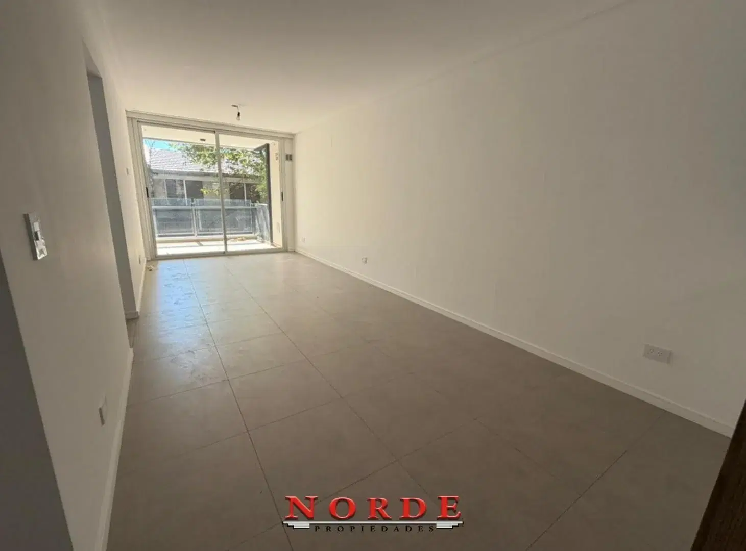 VENTA • VILLA LURO • DEPARTAMENTO • TRES AMBIENTES • COCHERA 3