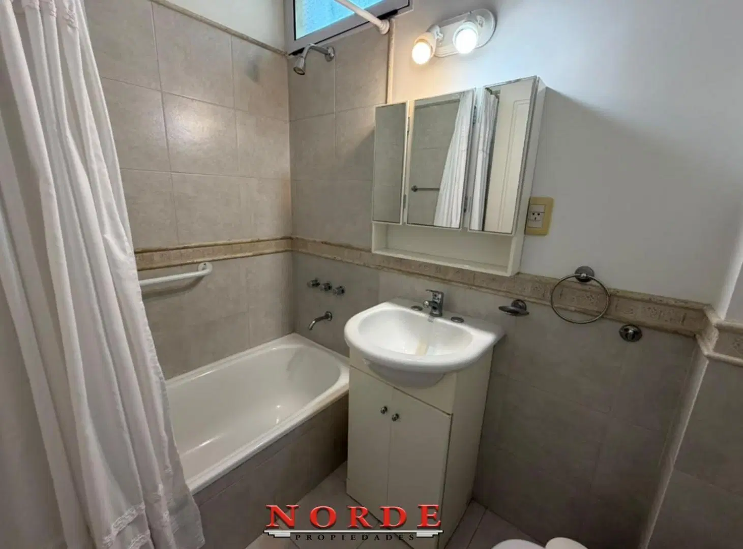 VENTA • PH • VILLA LURO • PLANTA BAJA • TRES AMBIENTES • SIN EXPENSAS • PATIO 8