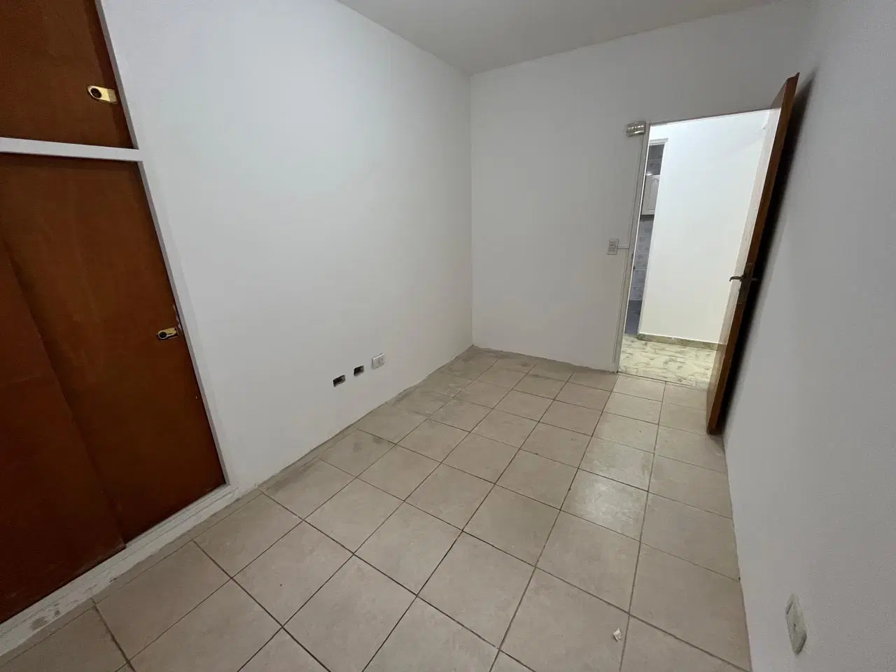 ALQUILER •LINIERS • DEPARTAMENTO • 3 AMBIENTES 3