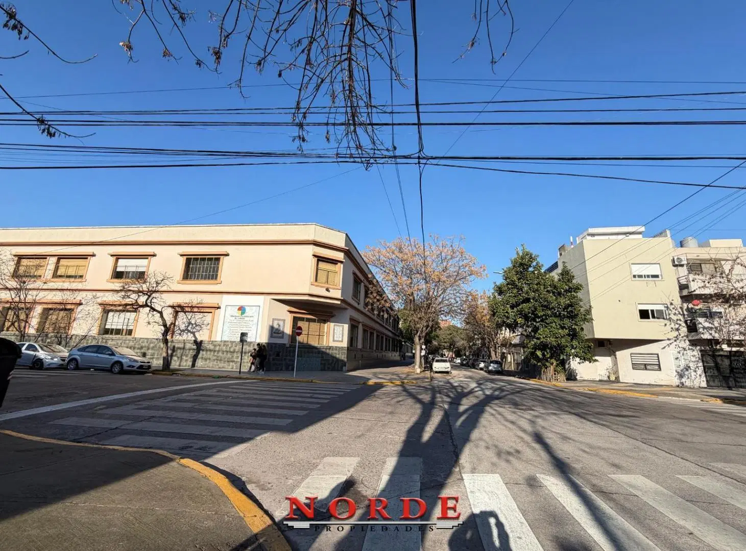 VENTA • TERRENO • BARRIO NAON 1