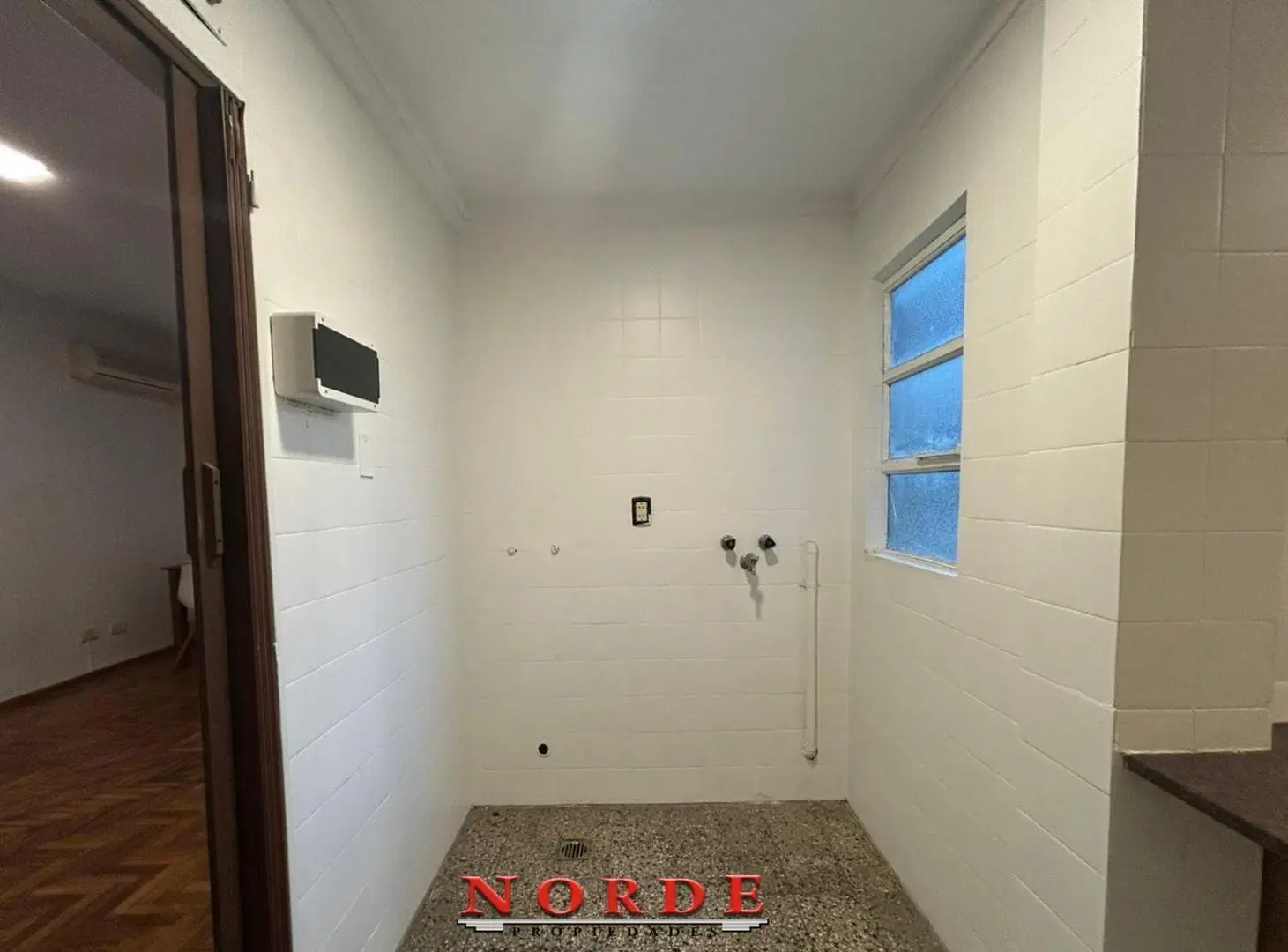 VENTA • CABALLITO • DEPARTAMENTO • TRES AMBIENTES • EXCELENTE UBICACION 2