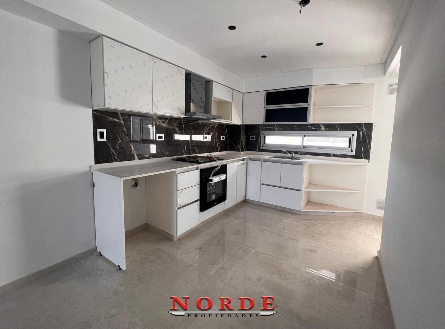 Foto de VENTA • LINIERS • MONOAMBIENTE • A ESTRENAR • BALCON • CATEGORIA, imagen 1