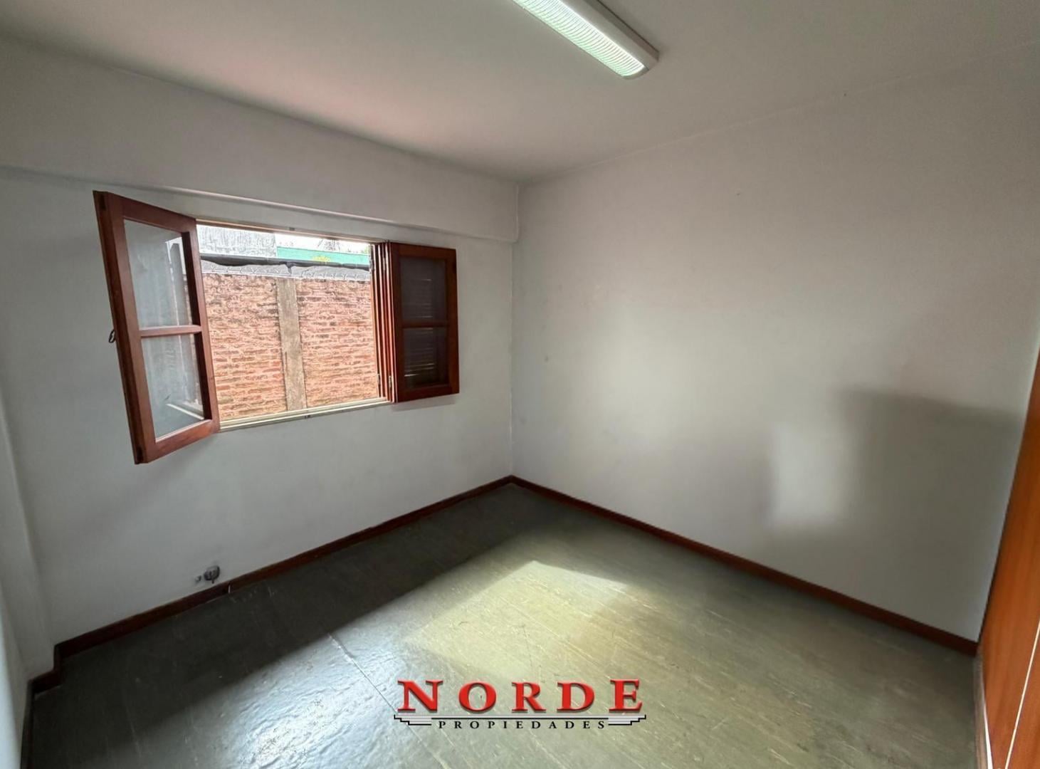 Foto de VENTA • PH • PLANTA BAJA • DOS AMBIENTES • PARQUE AVELLANEDA • APTO, imagen 3