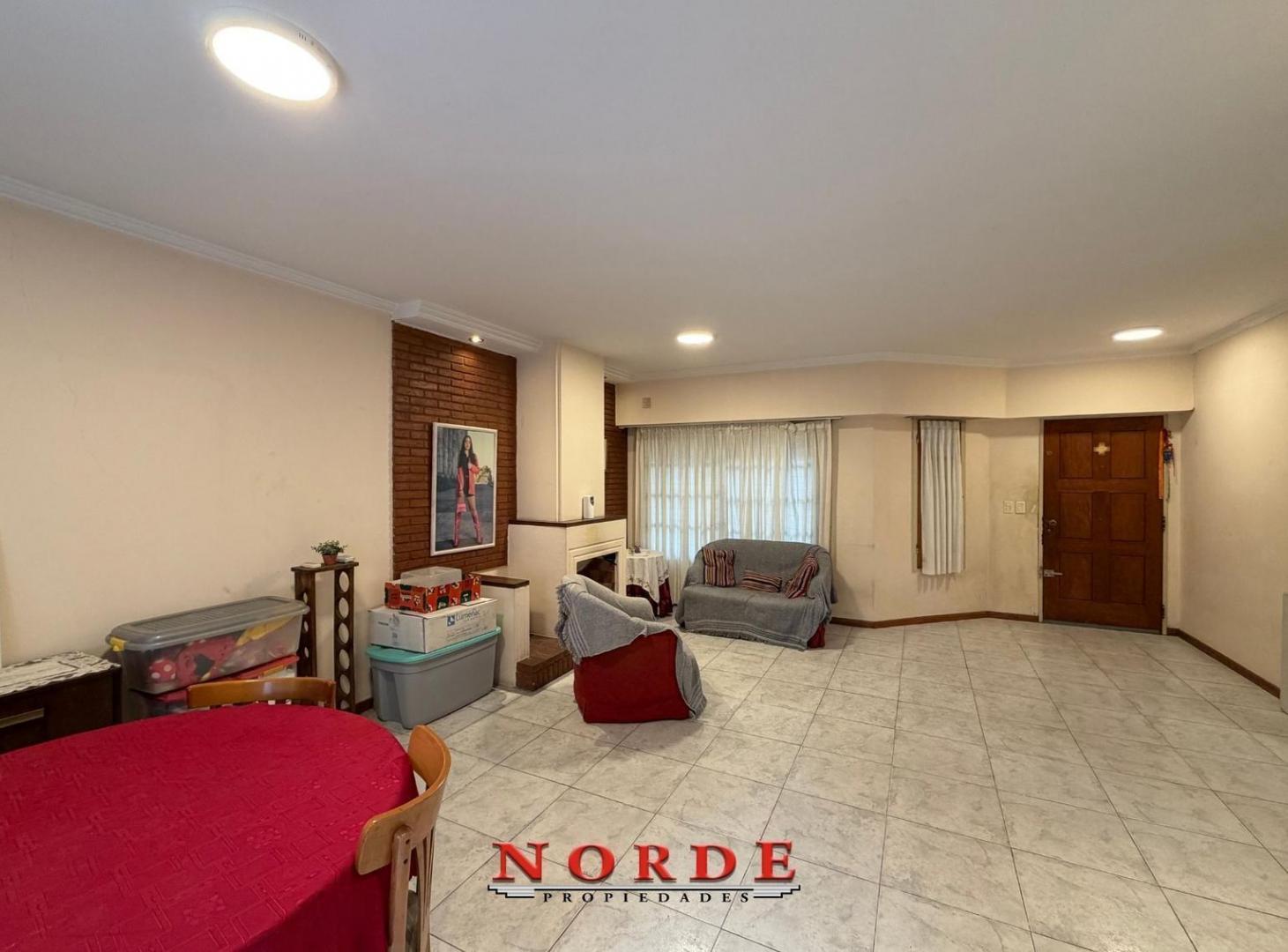 Foto de Venta • Liniers • Casa • Seis Ambientes • Quincho, imagen 5