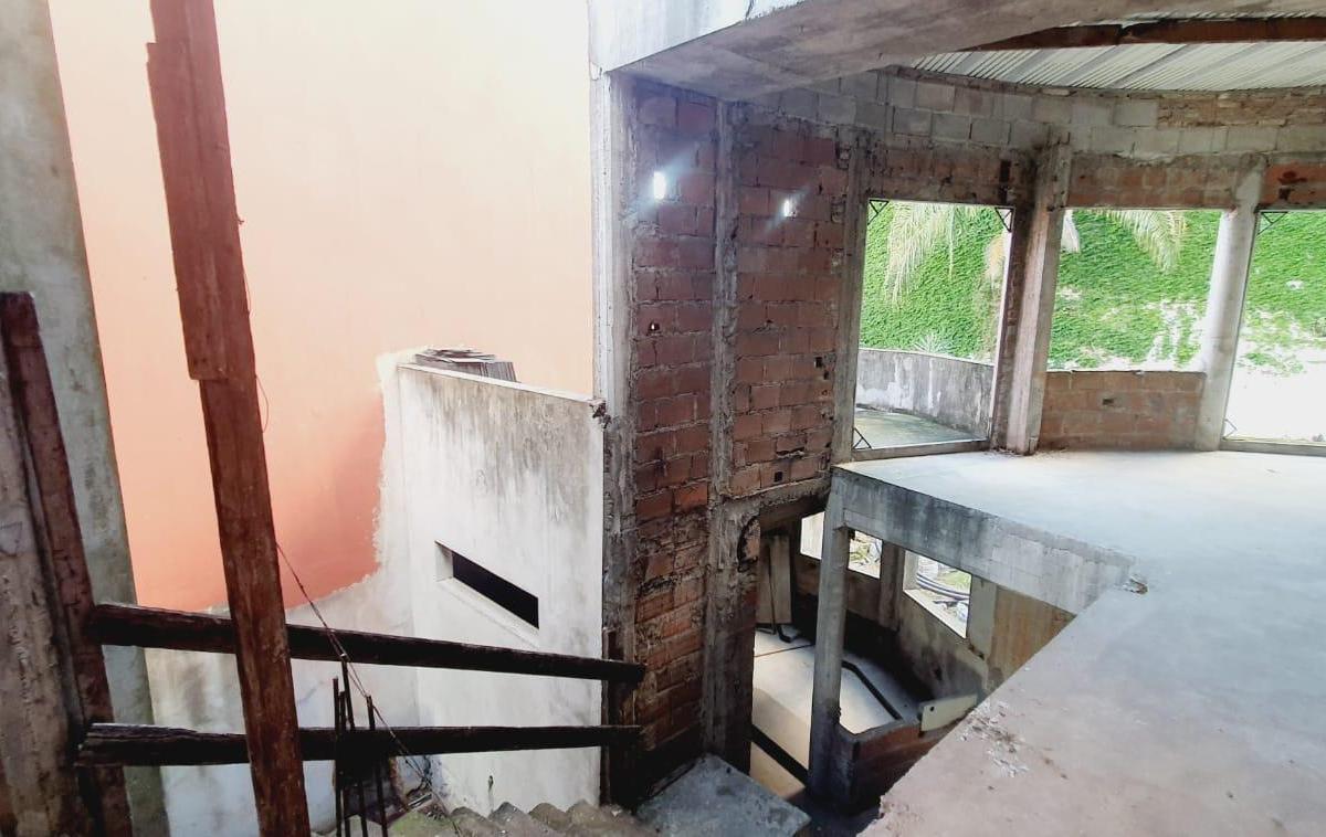 Casa a terminar en  venta en Villa Real