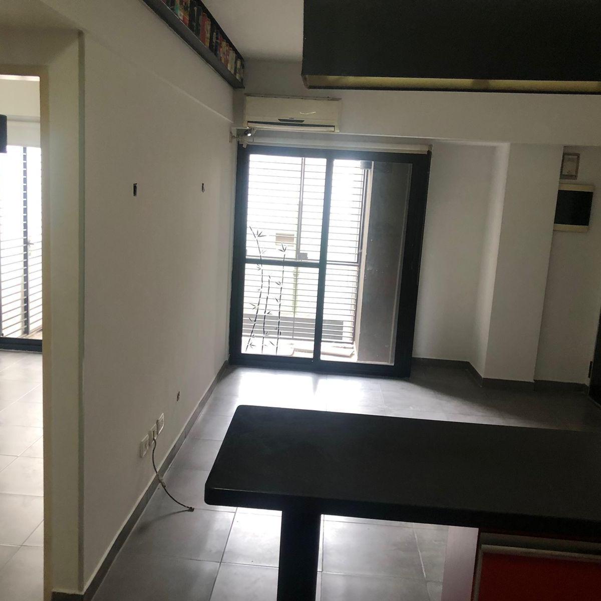 Venta Departamento 2 Ambientes. Paternal 5