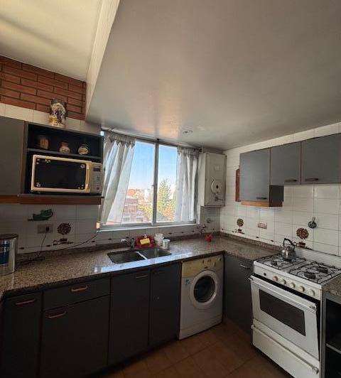 Departamento 3 ambientes con cochera en alquiler, en Villa Devoto 2