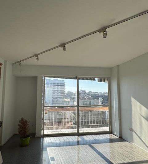 Departamento 3 ambientes con cochera en alquiler, en Villa Devoto 4