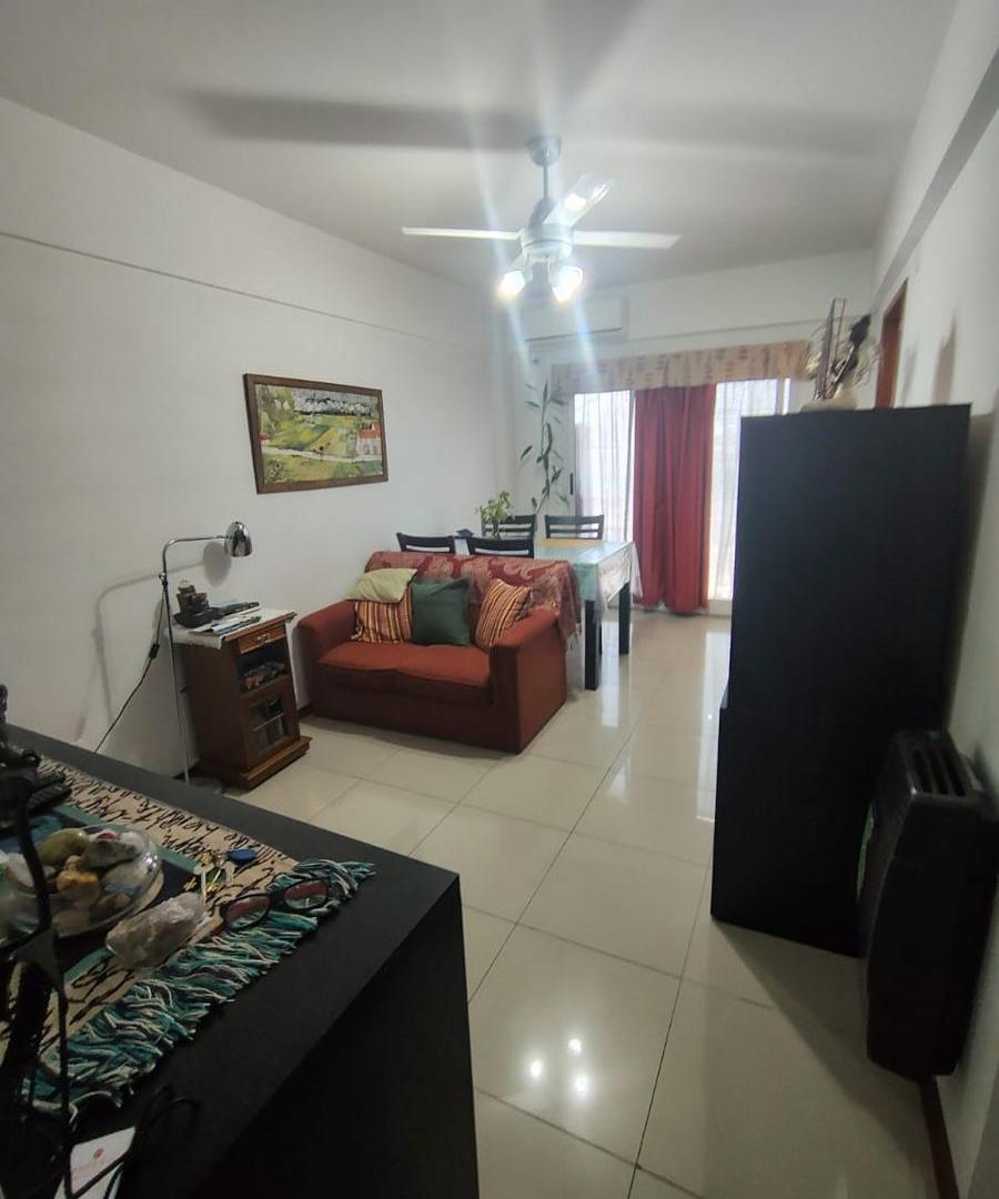 Departamento en Caseros