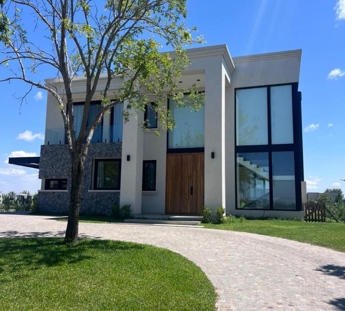 VENTA ALQUILER Casa - BARRIO Marinas - PUERTOS DEL LAGO