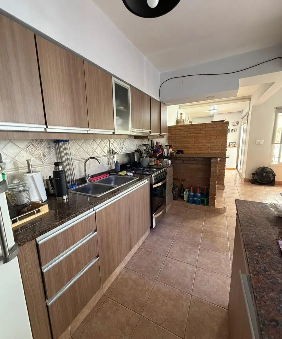 venta Departamento en Caseros tres ambientes 2