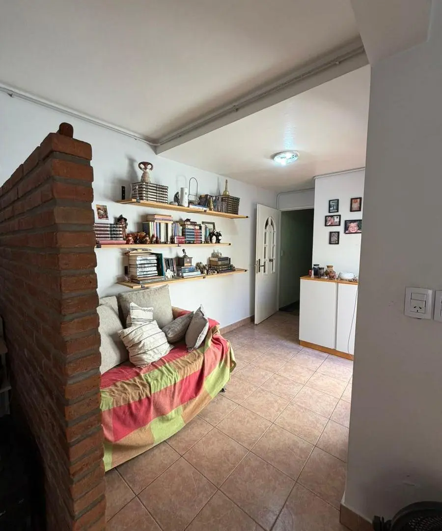 venta Departamento en Caseros tres ambientes 4