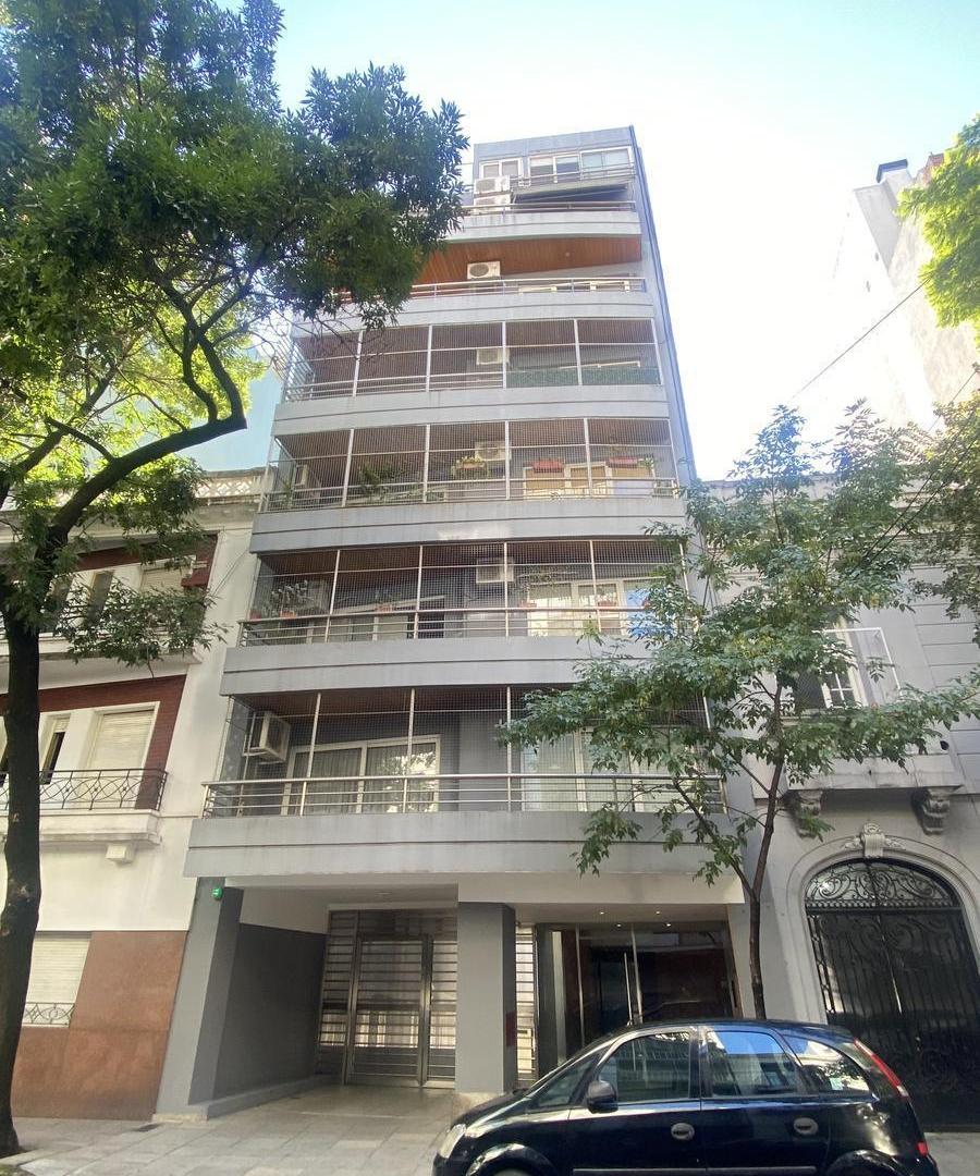 Piso en venta, 4 ambientes, en caballito