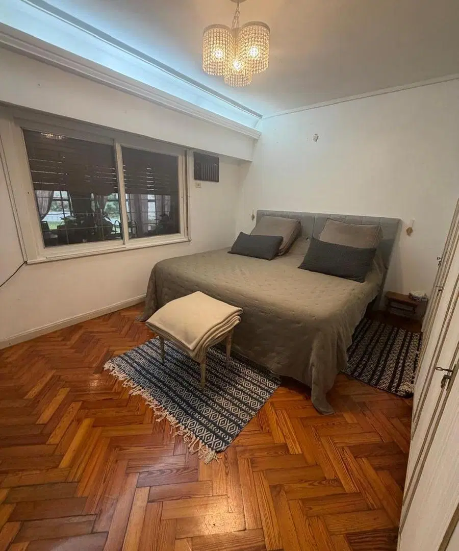 Venta Casa en Caseros 8
