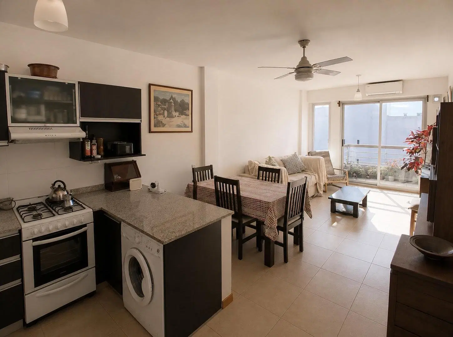 Semipiso en venta, 2 ambientes con cochera fija, SUM y parrilla en Monte Castro 2