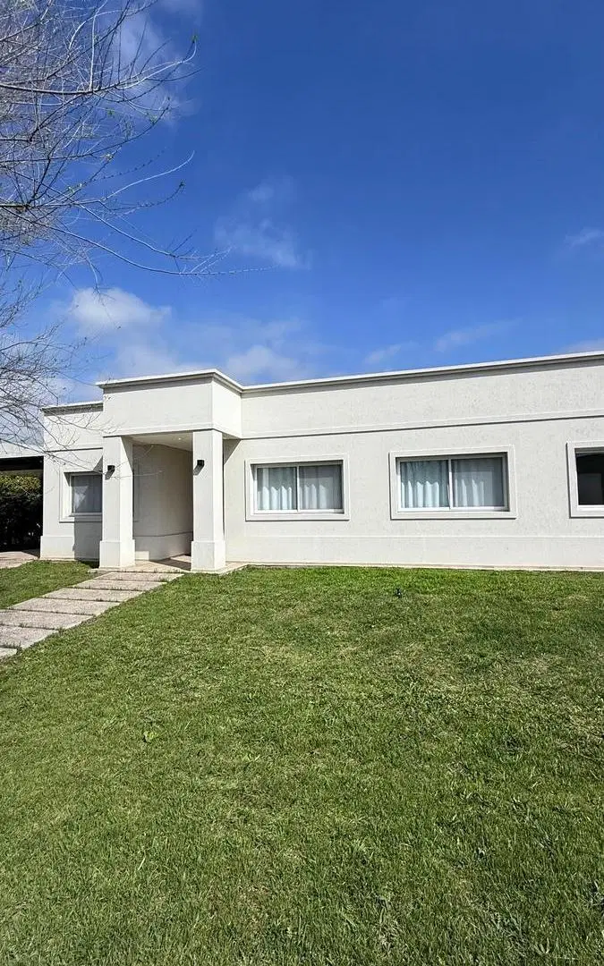 Casa en Escobar 2