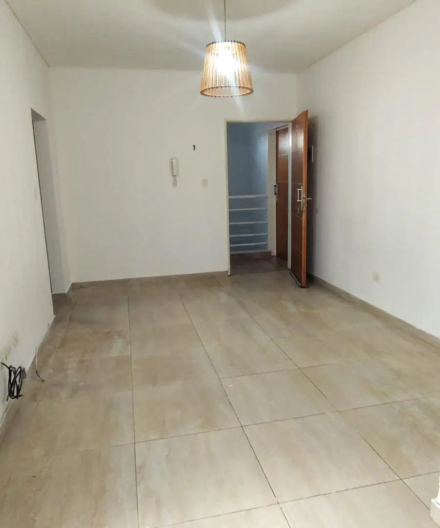 Departamento en Caseros 3