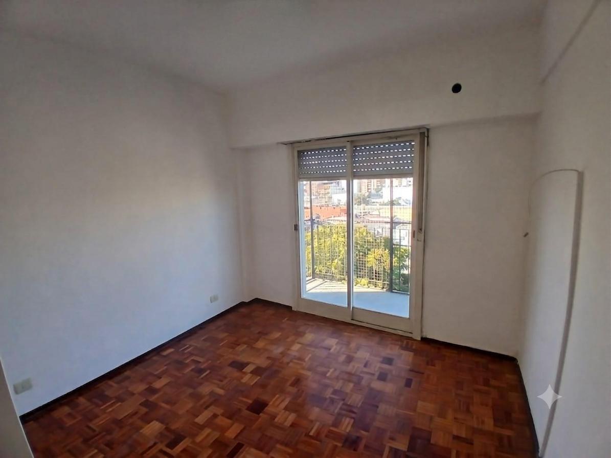 Foto de Alquiler Departamento 2 ambientes con balcon en Floresta, imagen 3