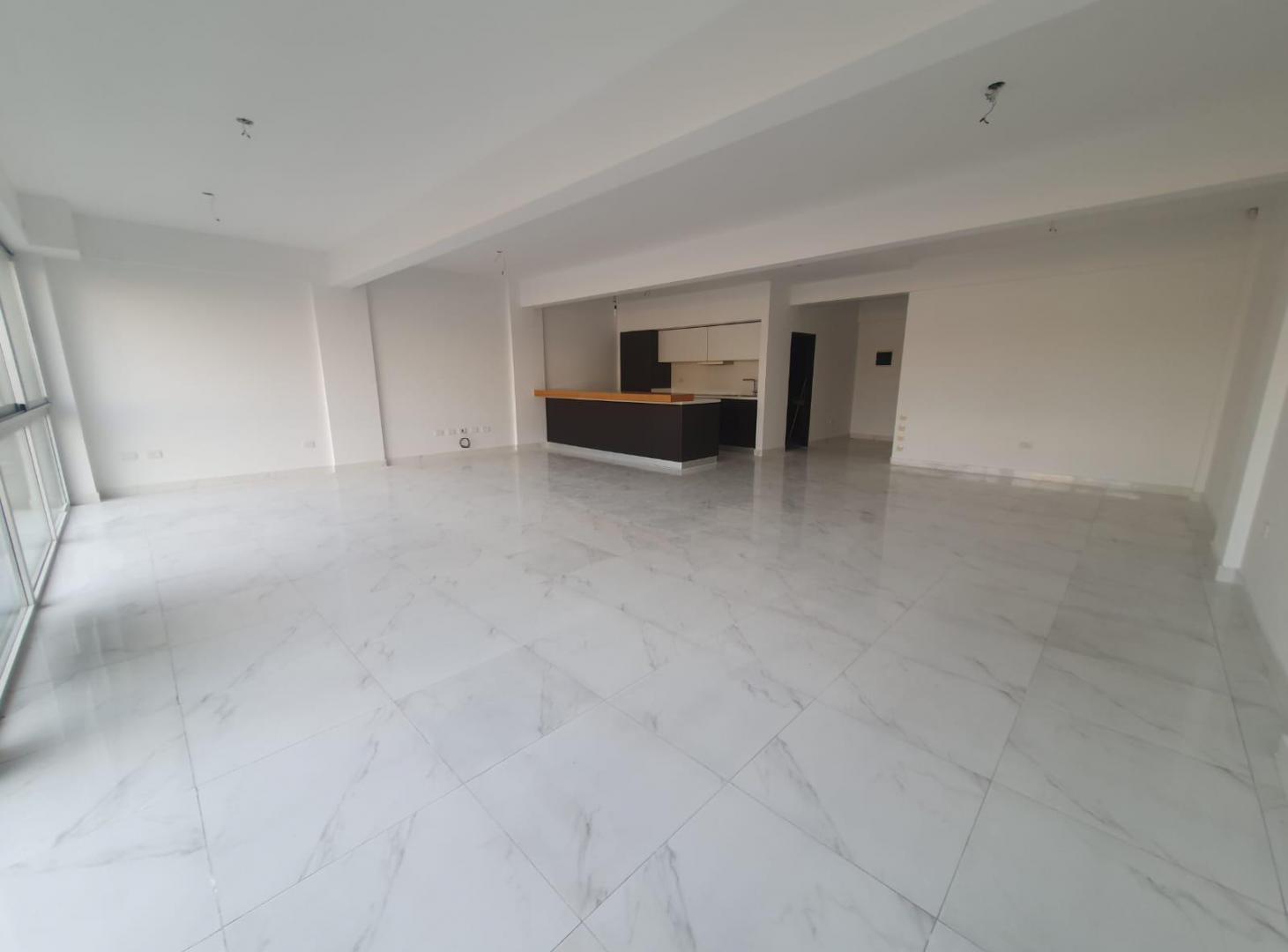 Foto de Alquiler. ampla oficina de 86 m2, en centro comercial Villa del Parque, imagen 5