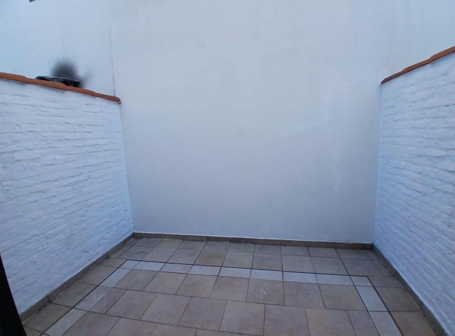 Foto de Triplex 3 ambientes, play room, patio, entrada de auto. Villa Real, imagen 1