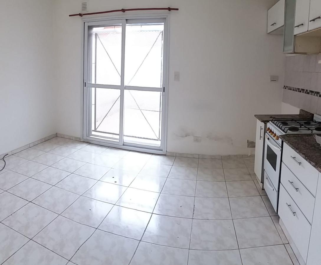 Foto de ALQUILER ph EN RAMOS MEJIA 3 ambientes, imagen 4