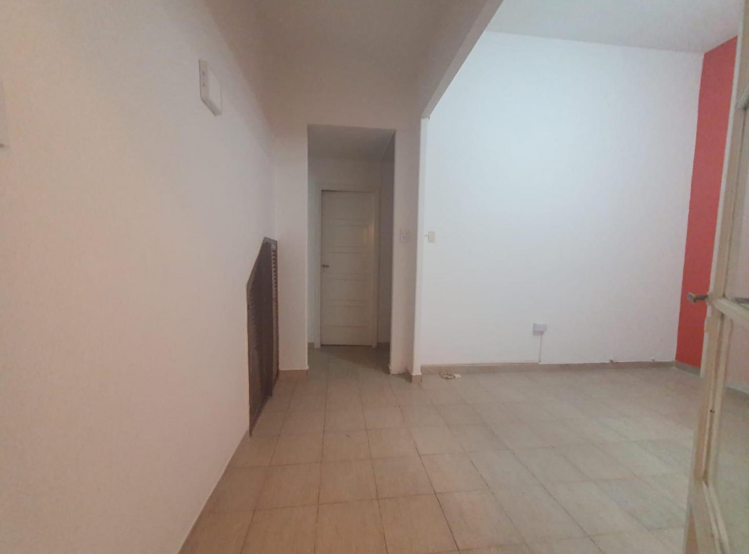 Foto de Alquiler PH 2 ambientes con patio y escritorio, sin expensas !!!!, imagen 3