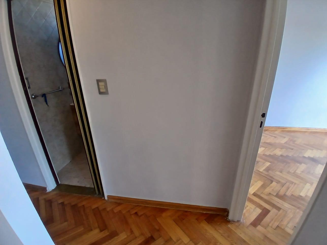 Foto de Venta. Departamento 3 ambientes con cochera. Villa Devoto, imagen 4
