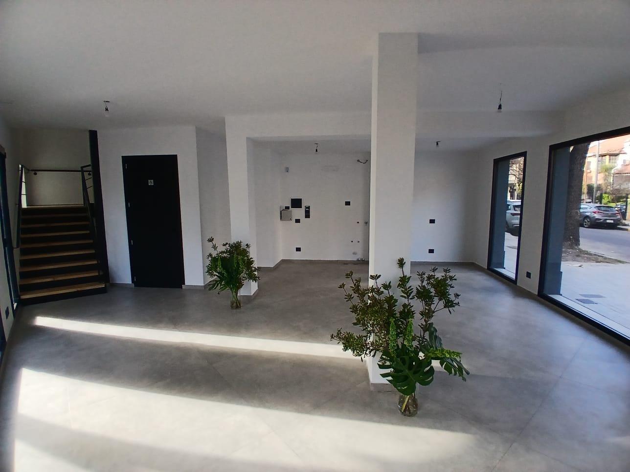 Foto de Alquiler. Local comercial 3 plantas, ideal gastronomia en Villa Devoto, imagen 4